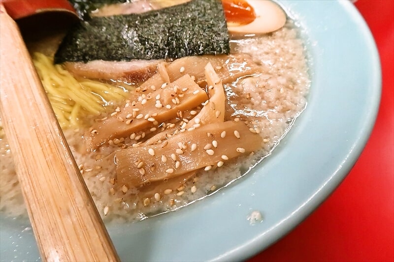西川口駅『ラーメンハウス リュウビ西川口店』ラーメン2