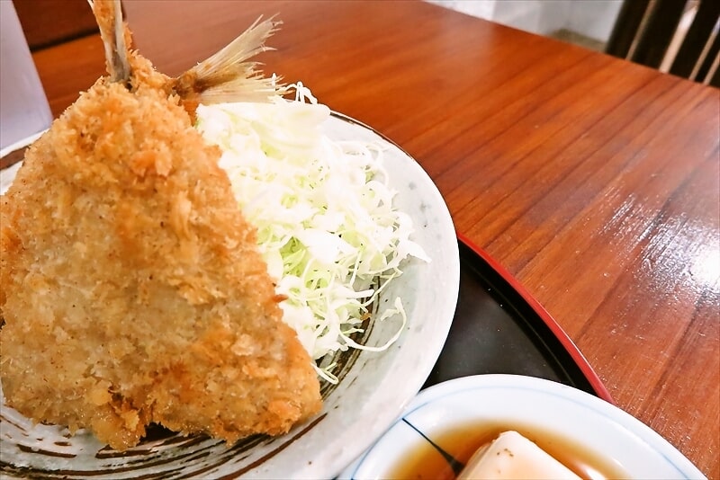 相模原市淵野辺『呑み喰い処 まさ』アジフライ定食8