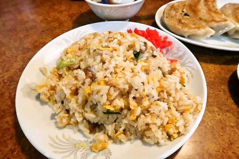 『珍来総本店直営 八潮ドライブイン店』ニンニクチャーハン3