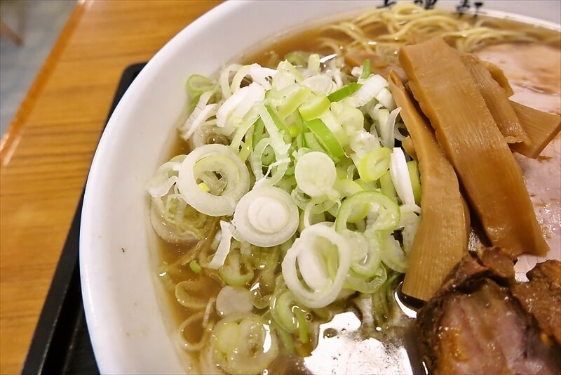 2025年 相模原市『淵野辺 大勝軒』ラーメン普通盛りネギ多め3