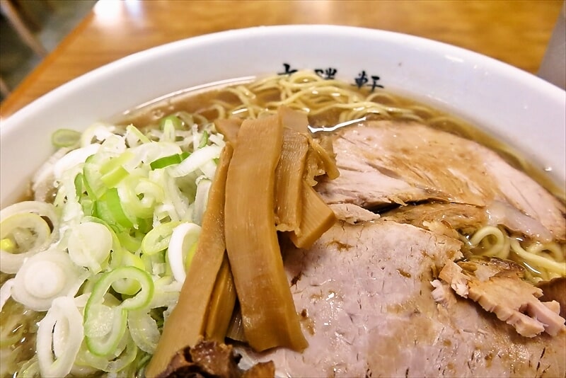 2025年 相模原市『淵野辺 大勝軒』ラーメン普通盛りネギ多め4