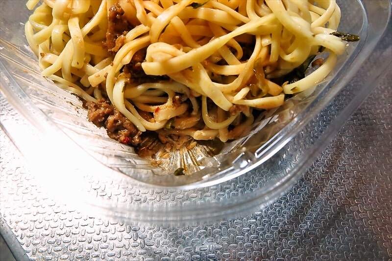 2025年『ローソン 国産小麦粉使用 冷し汁なし担々麺』12