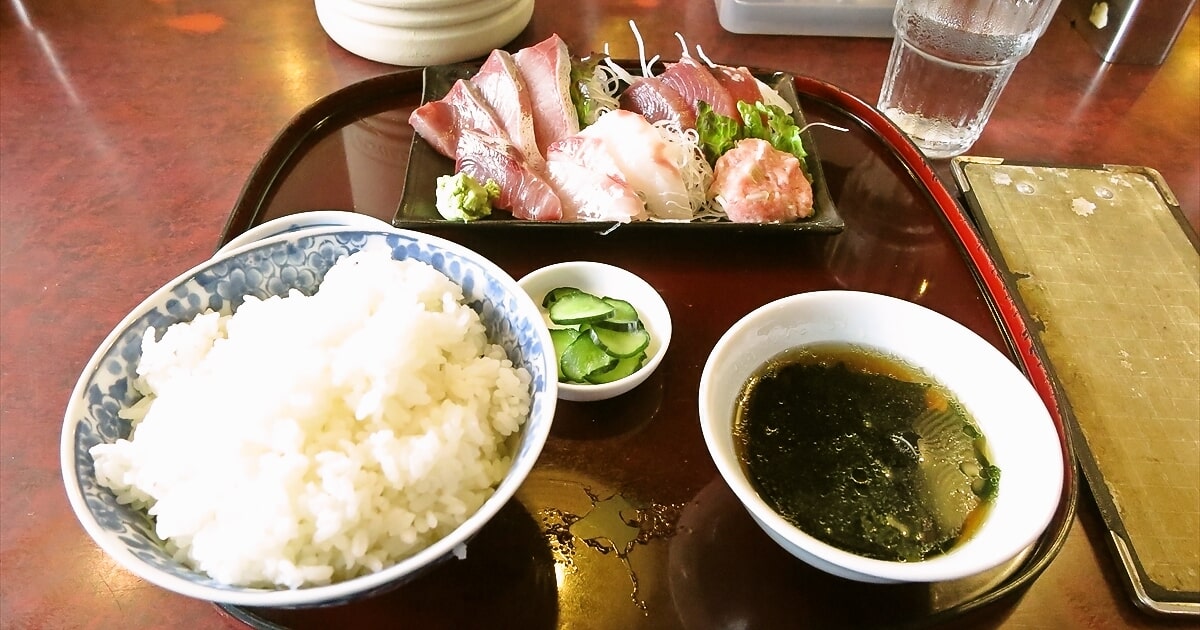 相模原市『味の彩門（さいもん）』刺身定食サムネイル