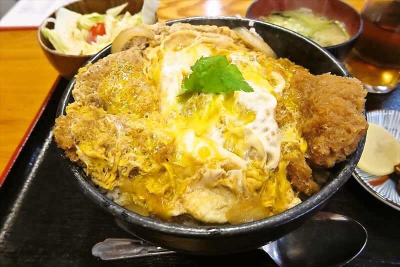 八王子市『そば処 長岡屋（ながおかや）』カツ丼大盛り5