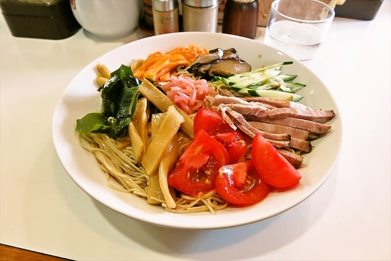相模原市『支那そばや相模原店』レトロな冷やし中華大盛り1