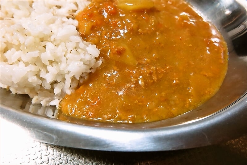 池田理代子監修『ベルサイユのばらカレー』愛と情熱の本格派チキンカレー16