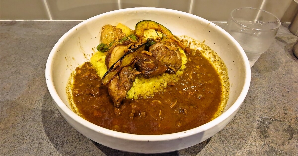 相模原市『かれー屋 あじん（Ajin）』デラックス（辛口）スパイスあじんカレーサムネイル
