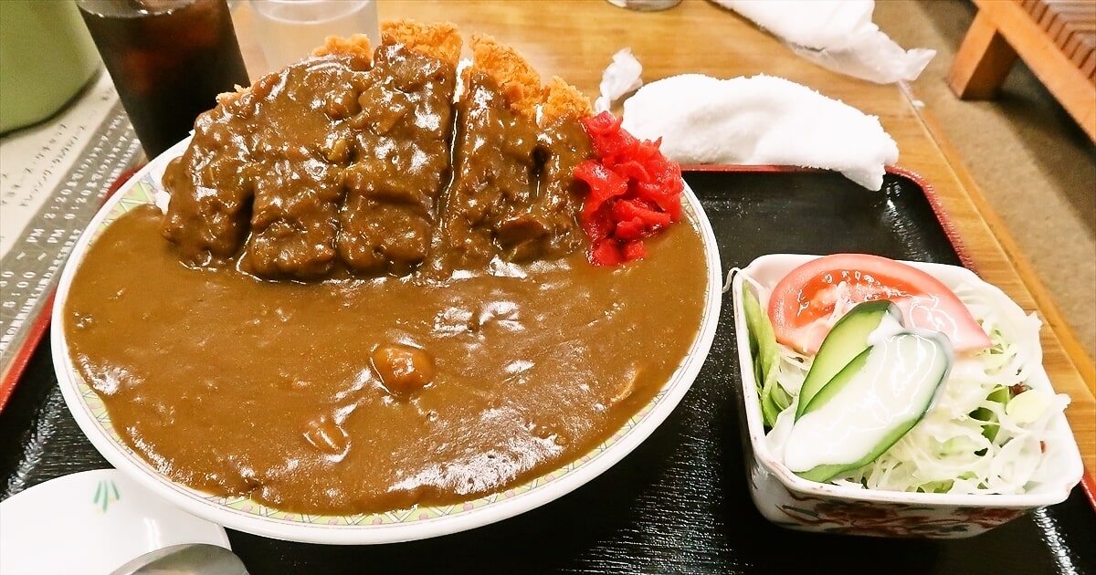 伊勢崎市デカ盛りの店『赤城食堂』カツカレー大盛りサムネイル