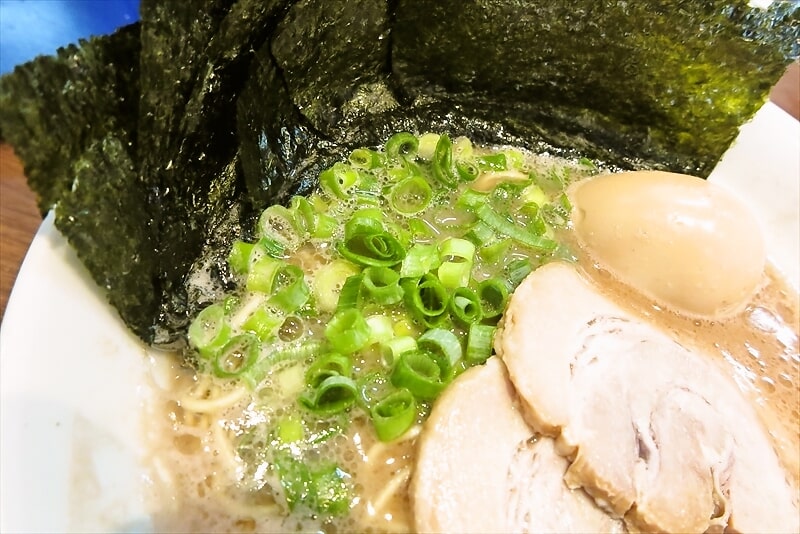 2025年『九州釜炊きとんこつ ばってんラーメン町田店』ばってん盛りラーメン4