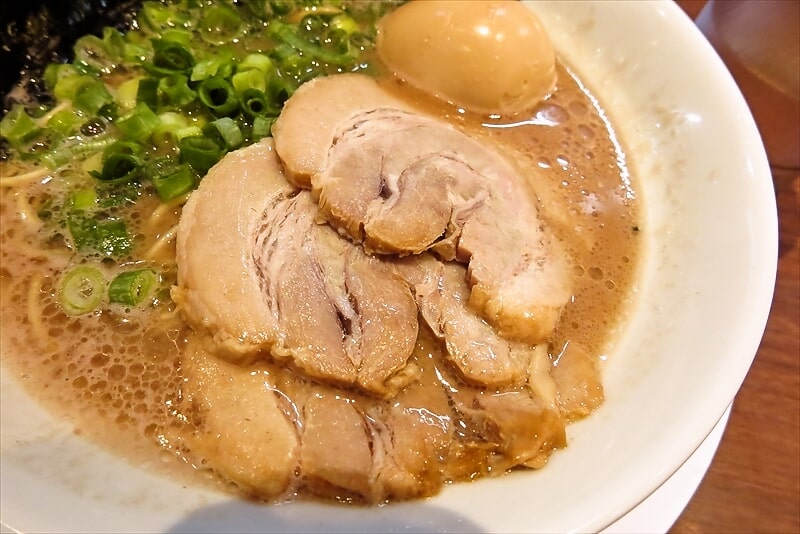 2025年『九州釜炊きとんこつ ばってんラーメン町田店』ばってん盛りラーメン6