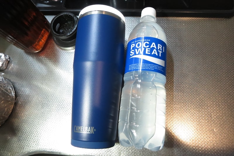 『THRIVE TUMBLER 0.9L（スライヴタンブラー 0.9L）』5