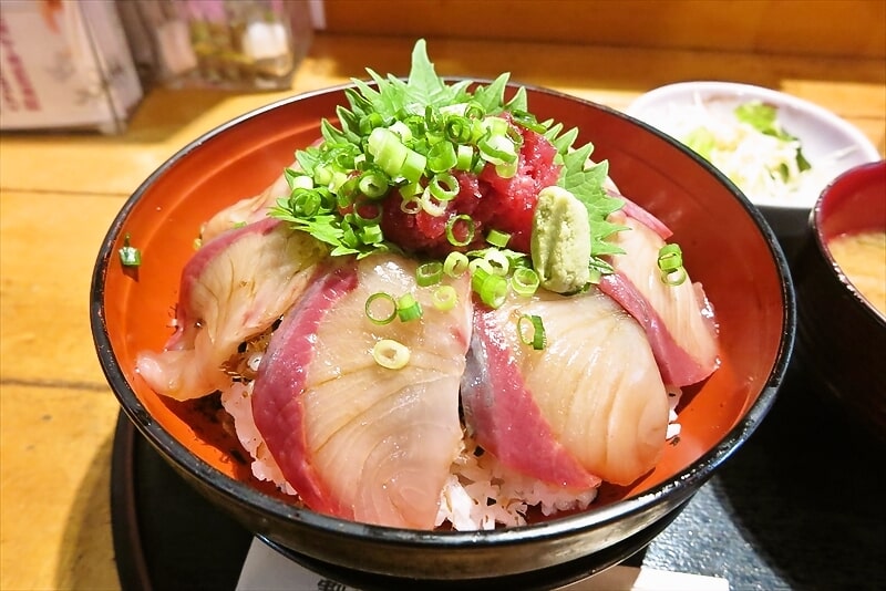 相模原市『割烹 ふく佐屋』ブリの漬丼5