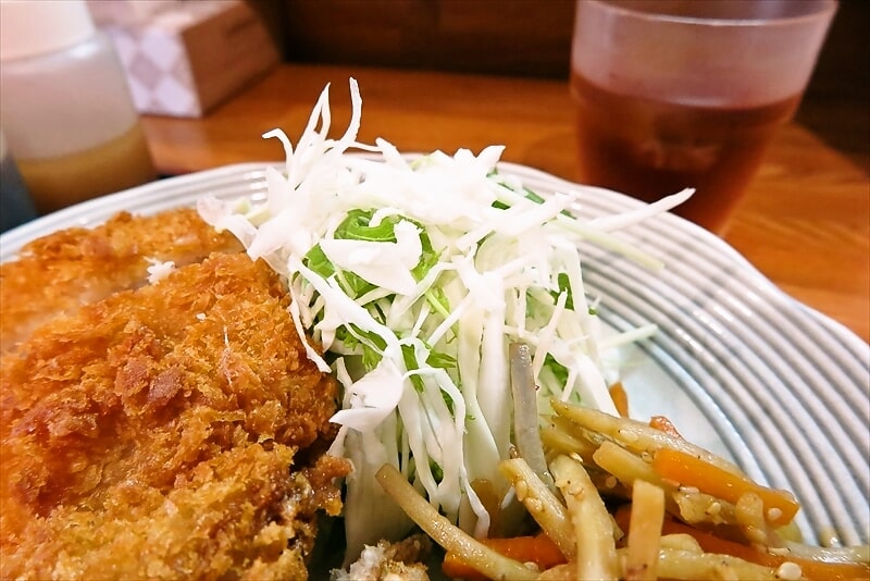 相模原市鹿沼台『からあげ食堂・酒場56』ミルフィーユチーズカツからあげ定食6