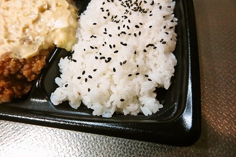 2025年『ローソン』たっぷりタルタルのチキン南蛮弁当8
