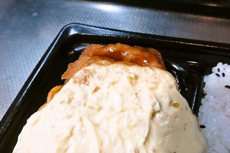 2025年『ローソン』たっぷりタルタルのチキン南蛮弁当12