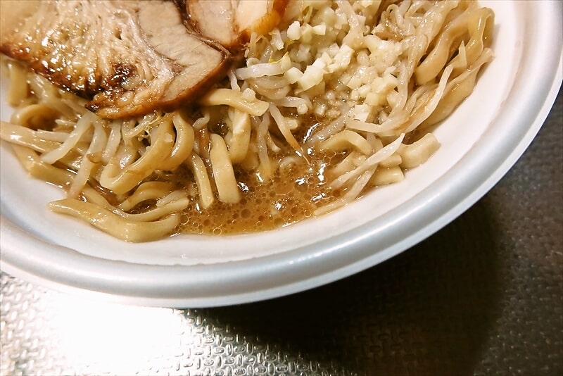 2025年『ローソン』ニンニク入れてます 満腹濃厚豚ラーメン14