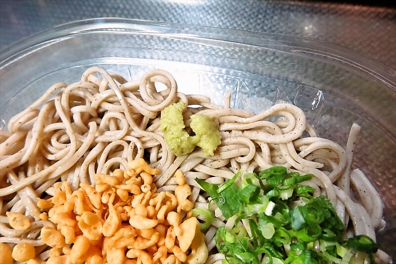 『ローソン』大盛りぶっかけそば弁当9
