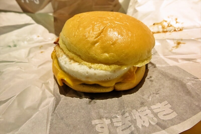 2025年『マクドナルド 淵野辺駅前店』とろ旨すき焼き月見バーガー3