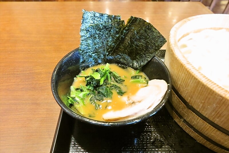 2025年『丸亀製麺 相模原中央店』濃厚醤油とんこつ家系つけ汁大盛り2