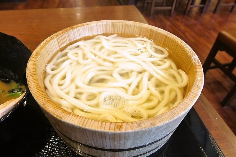 2025年『丸亀製麺 相模原中央店』濃厚醤油とんこつ家系つけ汁大盛り7