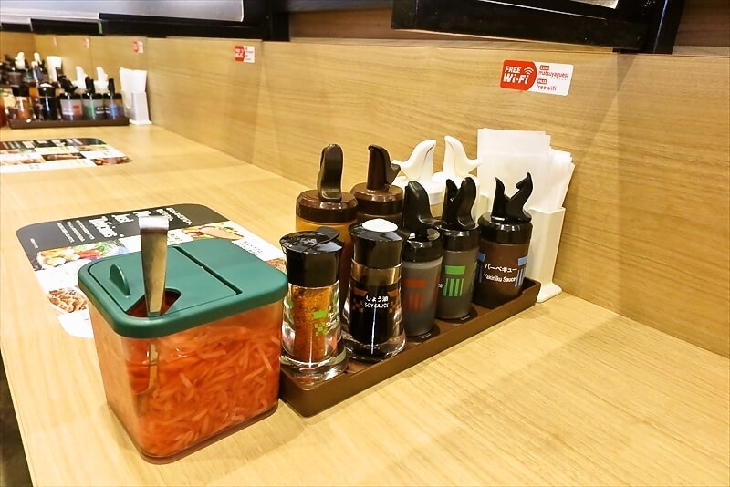 2025年『とんかつ 松のや』卓上調味料