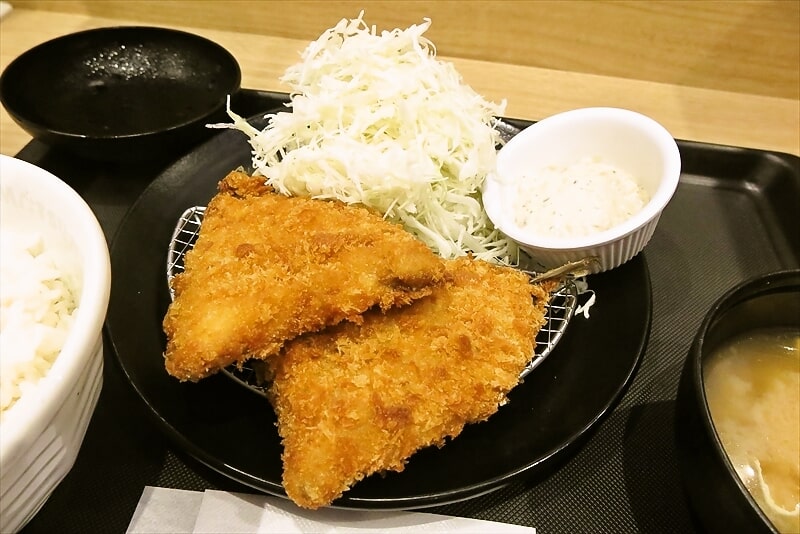 2025年『とんかつ 松のや』アジフライ（2枚）定食5