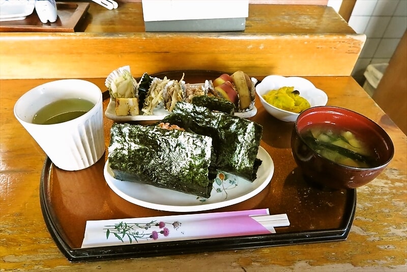 相模原市淵野辺『おにぎり屋 錦潟』おむすびセット2