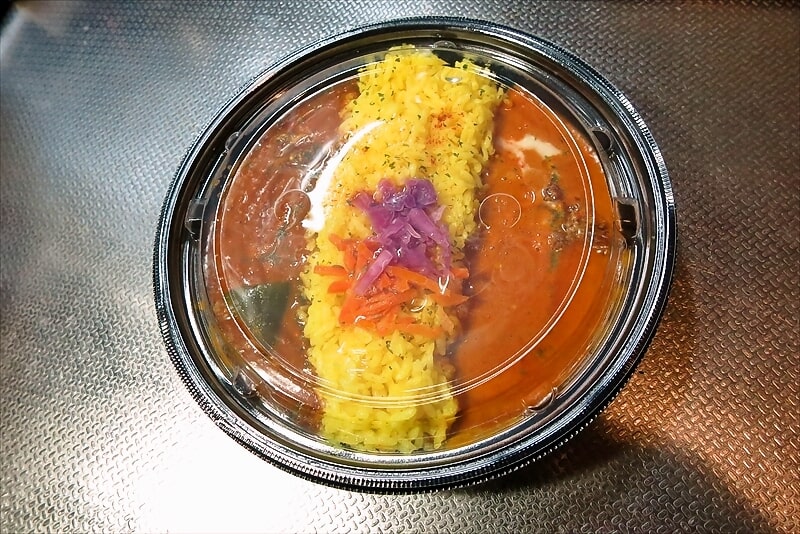 『セブンイレブン』エリックサウス監修あいがけスパイスカレー チキン＆バターチキンカレー6