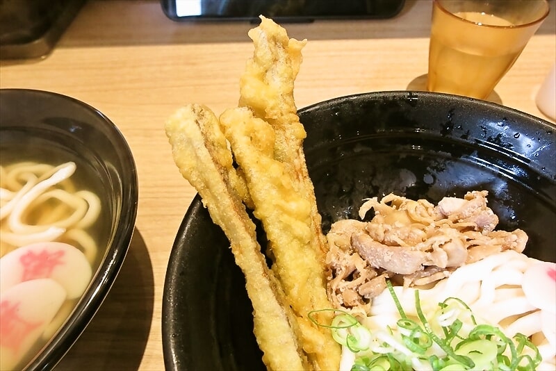 相模原市『資さんうどん相模大野店』冷かしわごぼ天3本ぶっかけうどん3