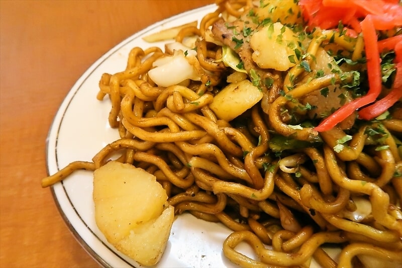 栃木県小山市『やきそば エンゼル』肉ポテト焼きそば4