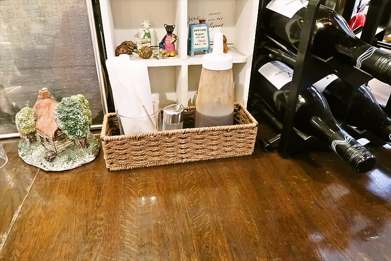 本厚木駅『カフェ＆レストラン BON（ボン）』卓上調味料