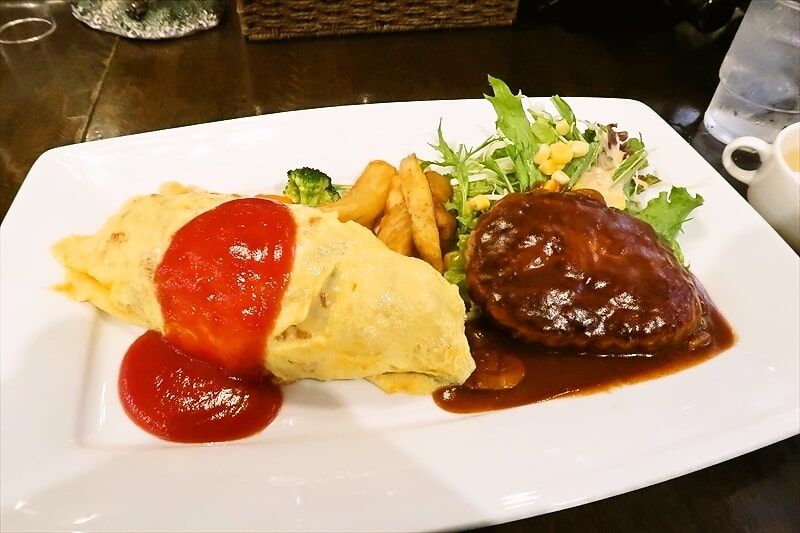 本厚木駅『カフェ＆レストラン BON（ボン）』オムライス＆ハンバーグ4