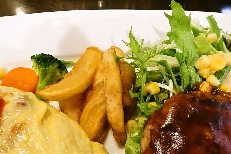 本厚木駅『カフェ＆レストラン BON（ボン）』オムライス＆ハンバーグ10