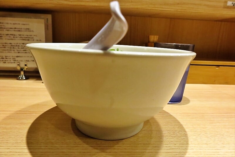 相模大野『中華そば はぎや』焼きあご中華そば（塩）2