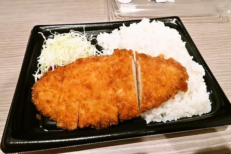 2025年『ローソン』ごはん大盛り！チキンカツ弁当5