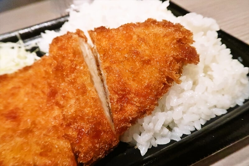 2025年『ローソン』ごはん大盛り！チキンカツ弁当9