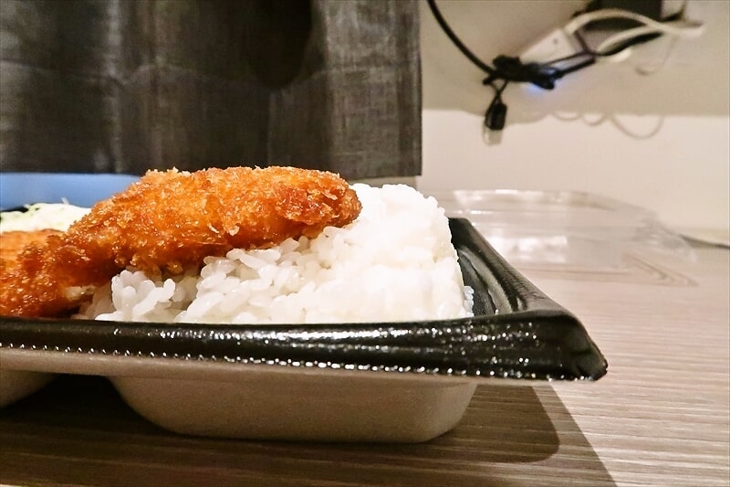 2025年『ローソン』ごはん大盛り！チキンカツ弁当12