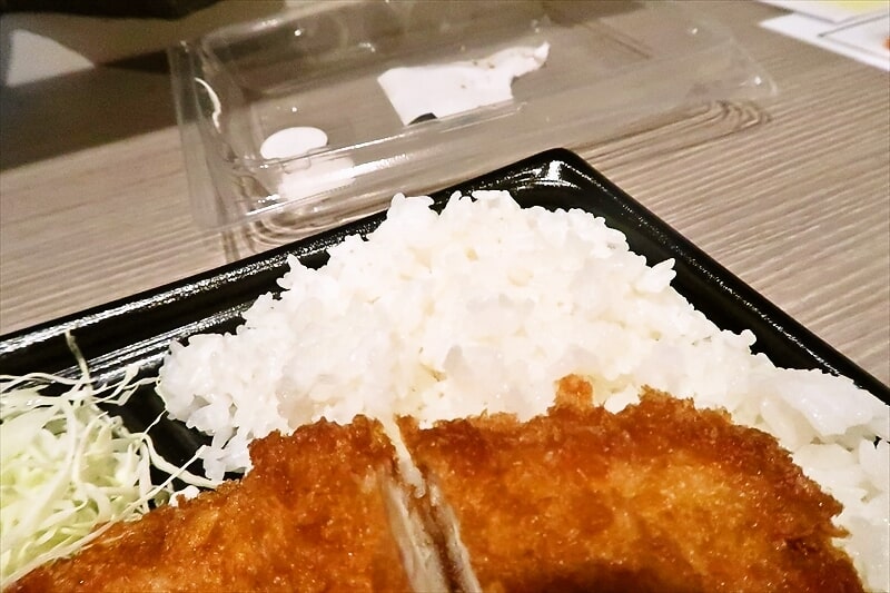 2025年『ローソン』ごはん大盛り！チキンカツ弁当13