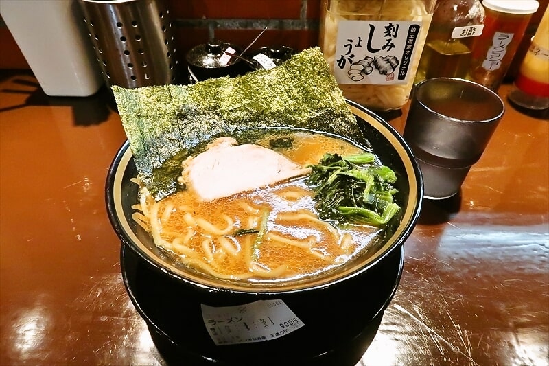 『王道家直伝 家系ラーメン みなみ家』ラーメン1