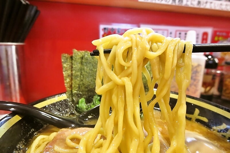 町田駅『横濱家系ラーメン 七代目 野中家（町田店）』味玉ラーメン（並）10