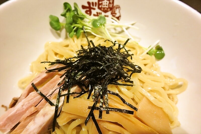 町田駅『油そば専門店 ずずず 町田店』油そば並4