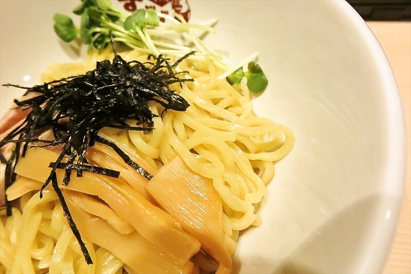 町田駅『油そば専門店 ずずず 町田店』油そば並6
