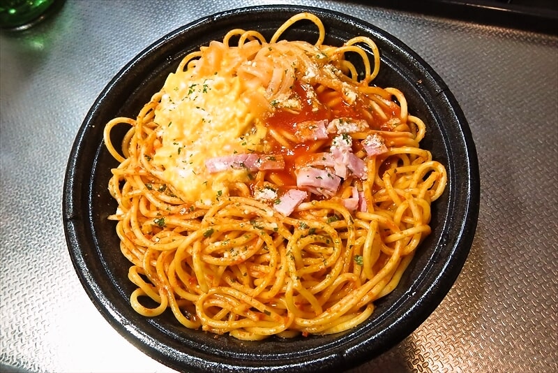 『ローソン』盛りすぎ！ナポリタン6