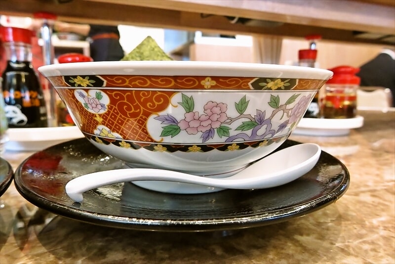 橋本『麺や食堂 相模原店』ワンタンメン9