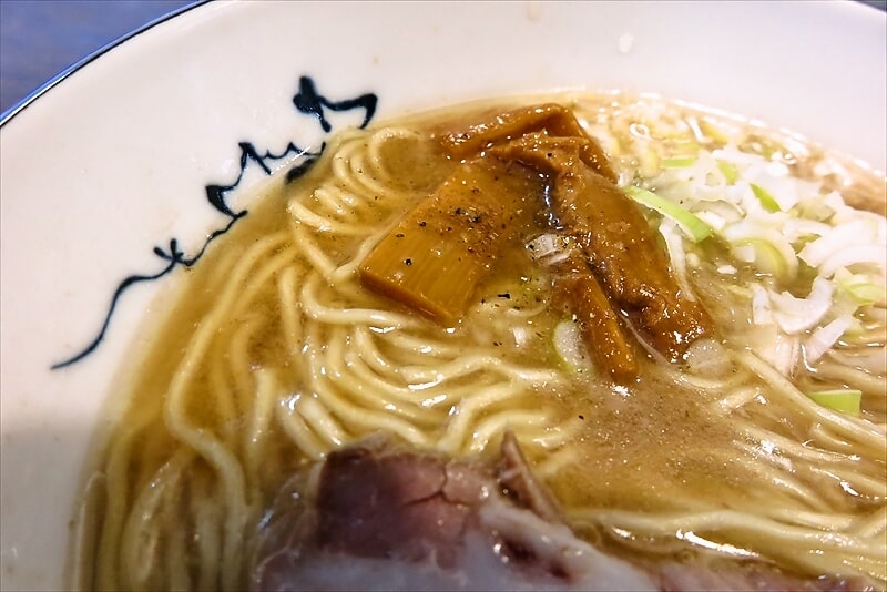 2025年 町田市『室蘭ラーメン 雷文（らいもん）』正油ラーメン6