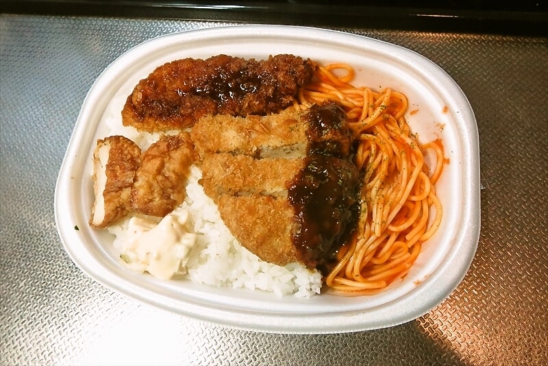 『セブンイレブン』ミックスフライ&ナポリタン弁当(備蓄米使用)6