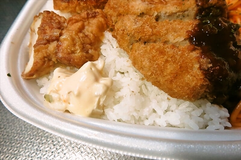 『セブンイレブン』ミックスフライ&ナポリタン弁当(備蓄米使用)10