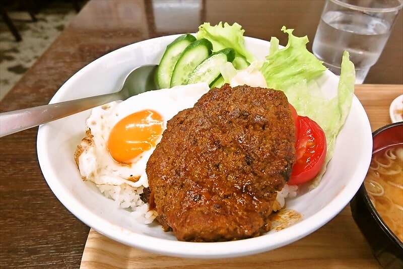 相模原市淵野辺『新興軒』手作りハンバーグ丼5