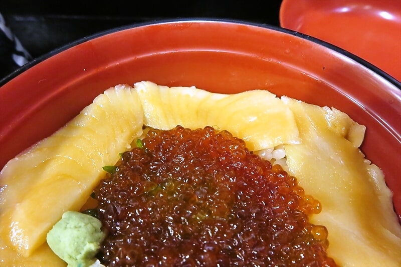相模原市淵野辺駅『鮨処 すし亭』いくらとサーモンの親子丼6