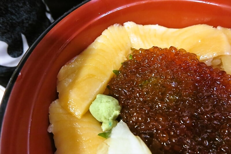 相模原市淵野辺駅『鮨処 すし亭』いくらとサーモンの親子丼7
